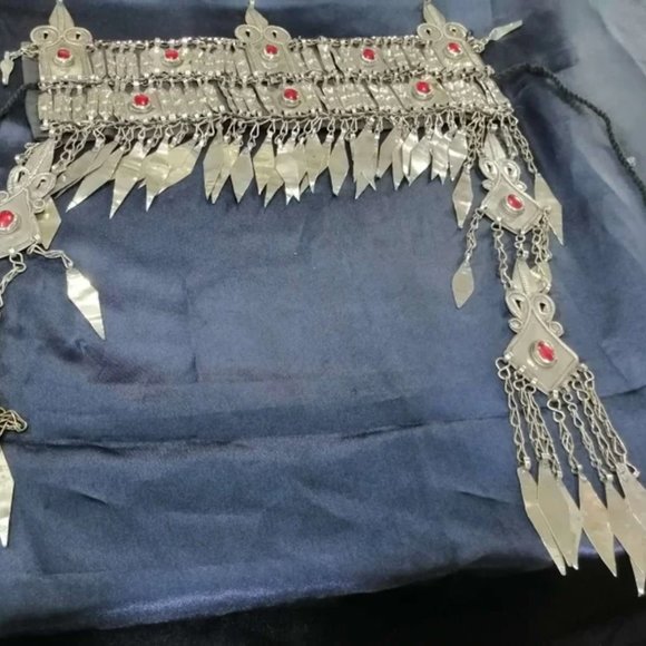 Vintage Turkman Tribal Kuchi Matha Patti, Ethnic Head Piece With Long Dangling - Picture 9 of 9